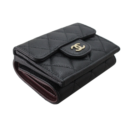 【国内即発】CHANEL 三つ折り財布 ミニ キャビアスキン AP0230